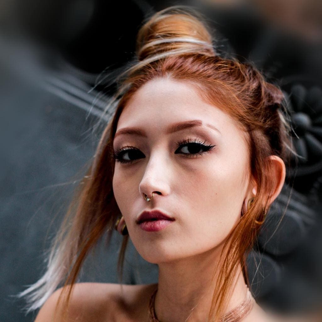 portrait femme rousse